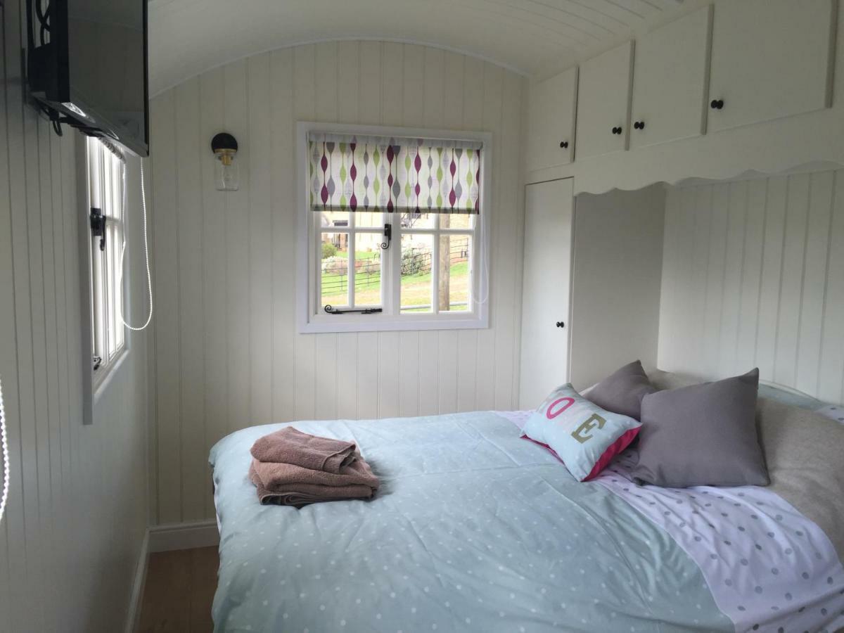 Вилла Weatherhead Farm Shepherds Hut Бакингем Экстерьер фото